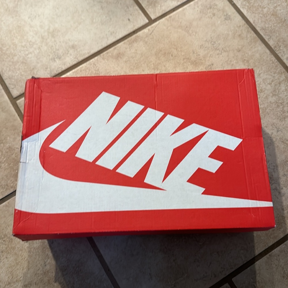 Nike Air Berwuda - Picture 8 of 8